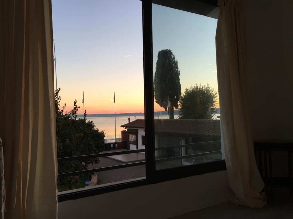 Verde Blu Lakefront Boutique Holiday Apartments Trevignano Romano Exterior foto